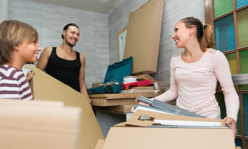 Local removal van service for homes and businesses in Romford