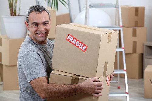 Local truck hire suitable for furniture and boxed belongings