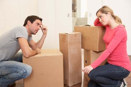 Romford moving service preparing household belongings