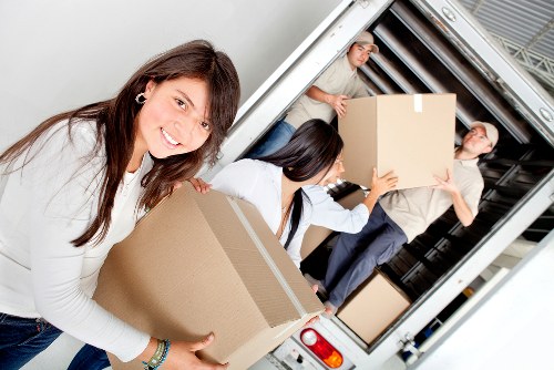 Local flat removal service supporting a move in Romford